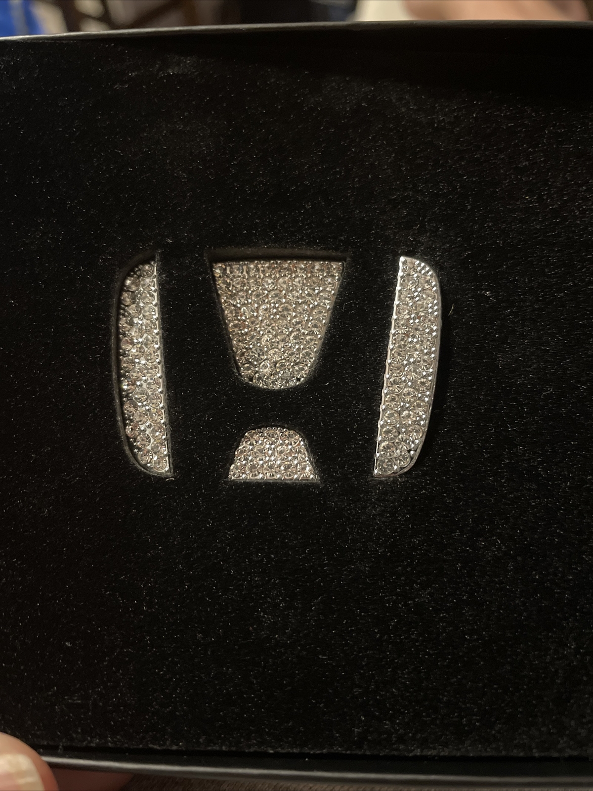 High and custom luxury car emblem H Cry Crystal Silver