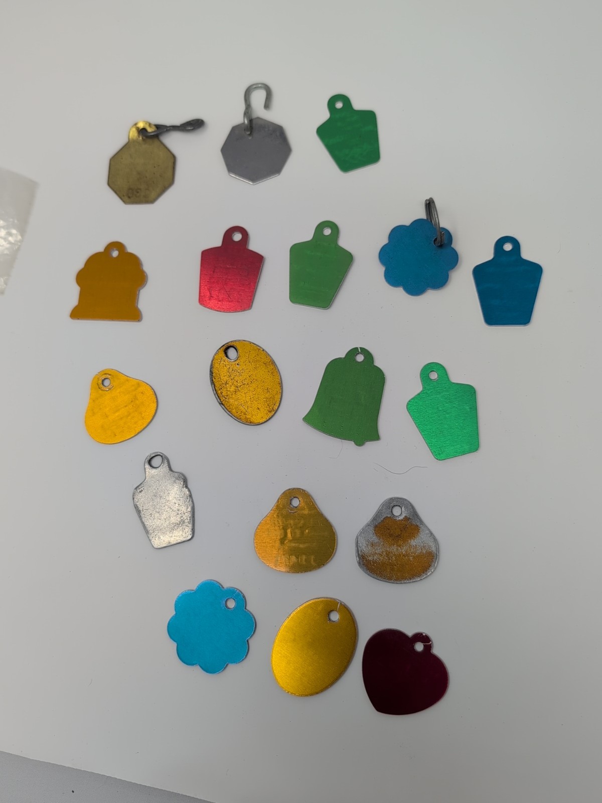 18 Assorted Vintage Dog License and Rabies Tags 1953 – 2012 Wisconsin Texas