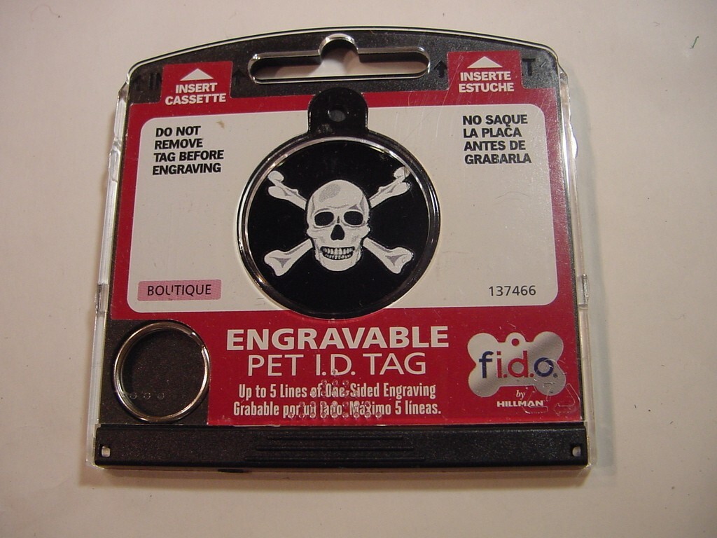 NEW – FIDO ENGRAVABLE PET I.D. TAG – SKULL AND CROSS BONES
