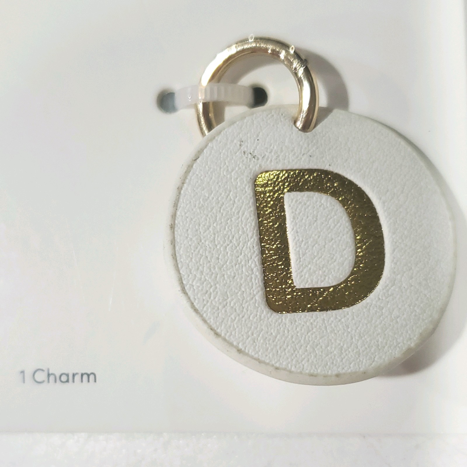 the cuddle collab Wear & Share D Charm White Collar Dog Pet MPN 251 10 3811 New