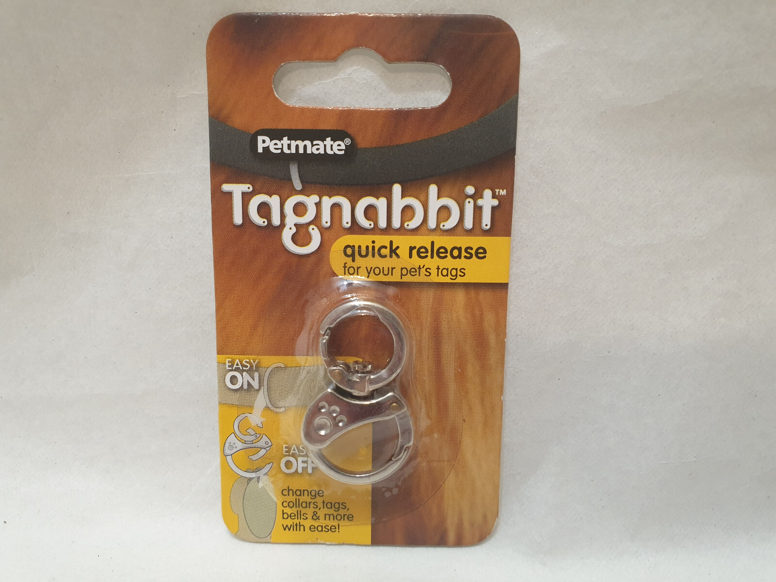 Petmate Tagnabbit Quick Release Pet Ring for Dog Tags Cat Collar Bells ID – NEW
