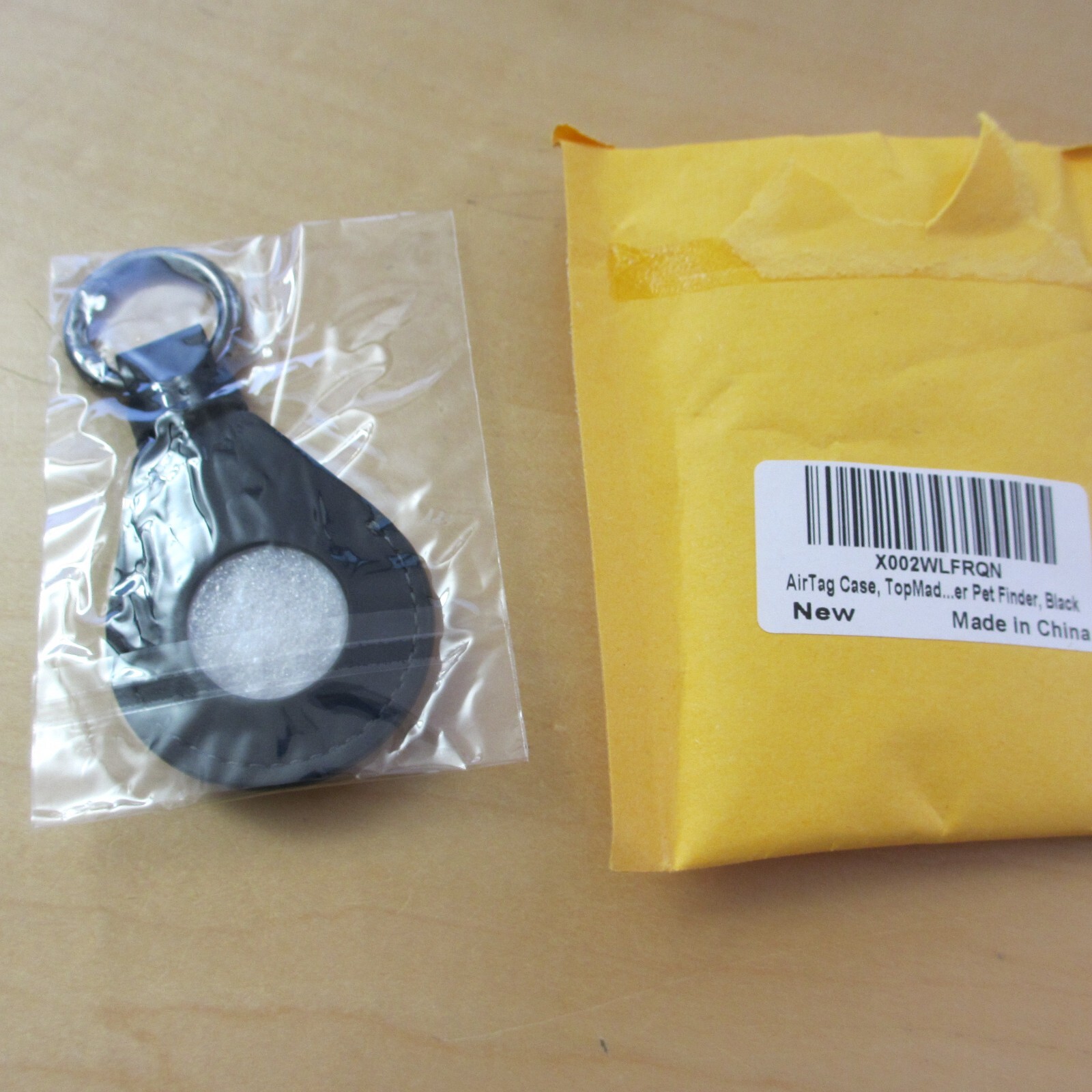 New BLACK ROUND RING hang tag pet finder id CASE clips on collar 2 side window