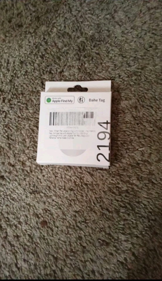 Dahe Apple Find My Protective Case for Apple Devices, White