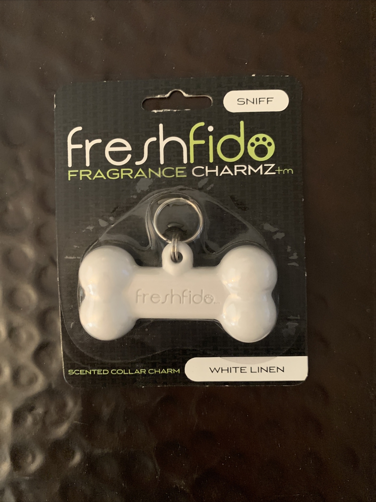 Brand New Petprojekt Fresh Fido Charmz White Linen Fragrance Charm for Dogs 1pc.