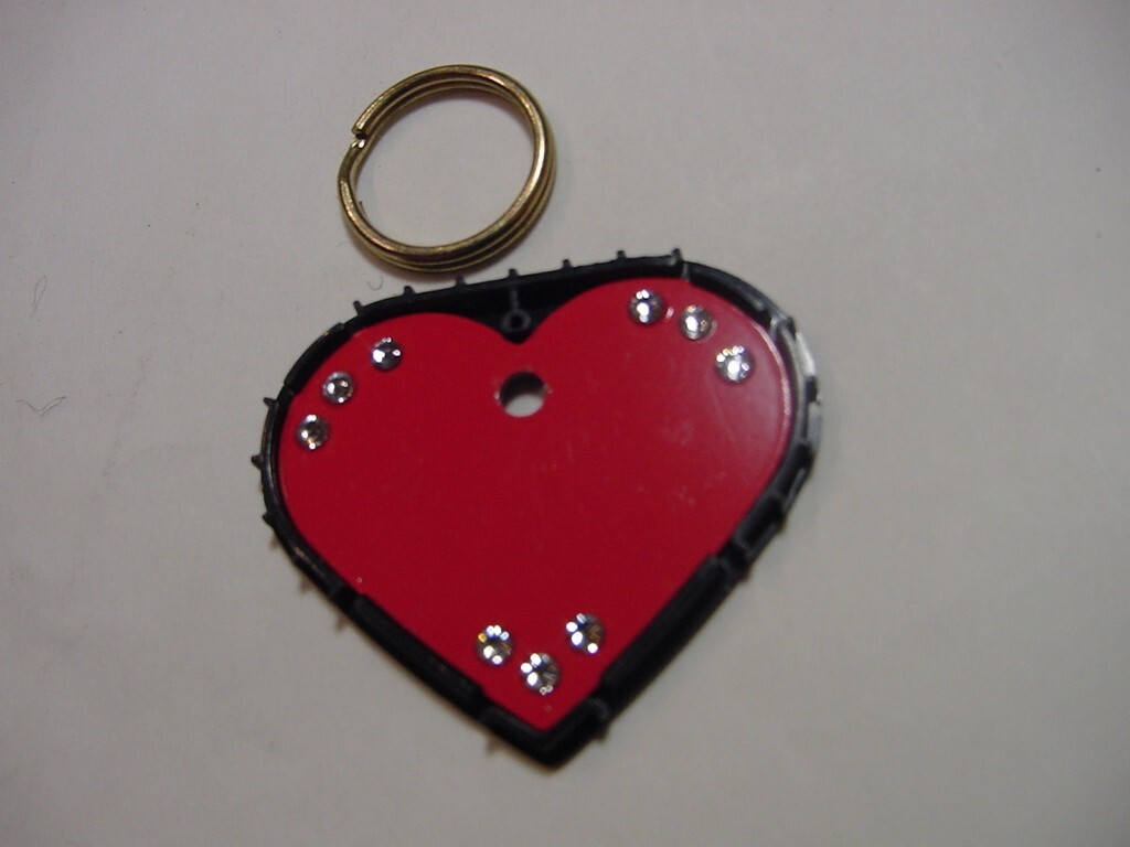 NEW – LOT OF 2 – ENGRAVABLE PET I.D. TAG LUGGAGE TAG – RED HEART WITH CHARMS