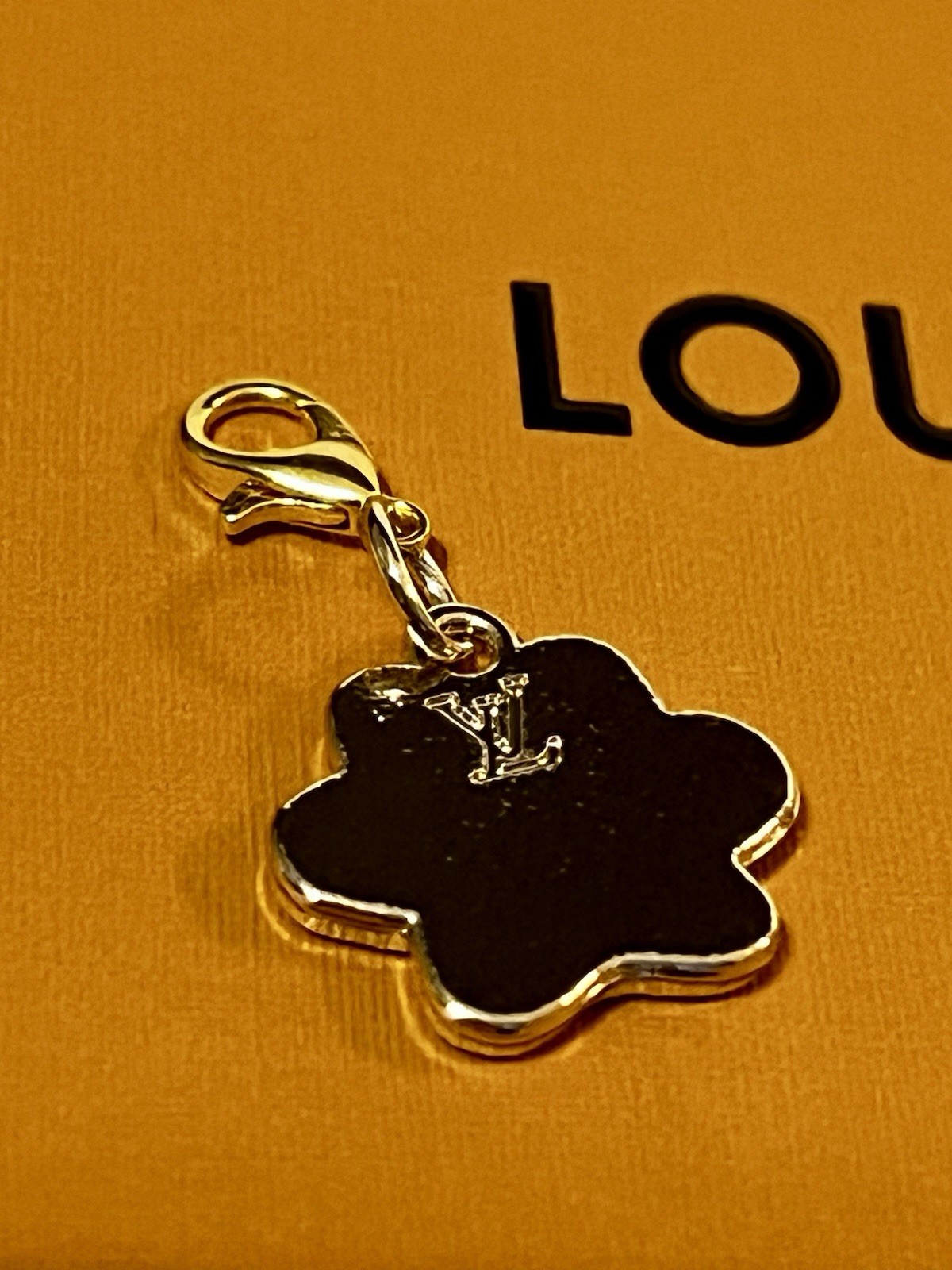 Louis Vuitton Paw Print Rhinestone Charm Black Gold Metal Luxury