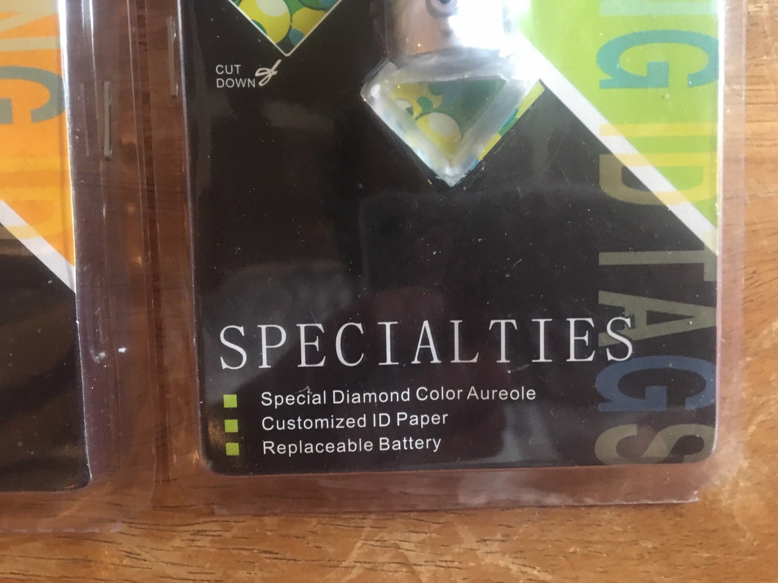 Flashing Small Diamond ID Tag Specialties New Red Green & Blue Colors Sealed!