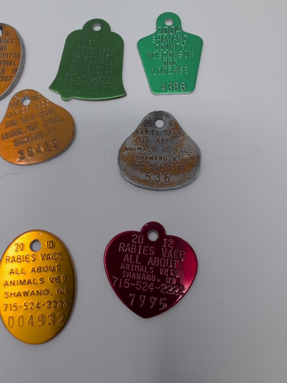 18 Assorted Vintage Dog License and Rabies Tags 1953 – 2012 Wisconsin Texas