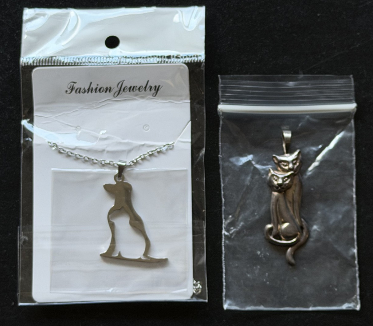 NECKLACE PET CHARMS 2 LOT CAT DOG PENDANT