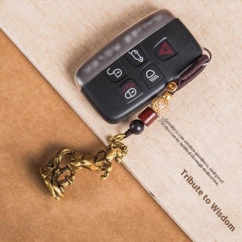 1pc Solid Brass Keychain Horse Miniature Pendant Chinese Zodiac Signs Craft DIY