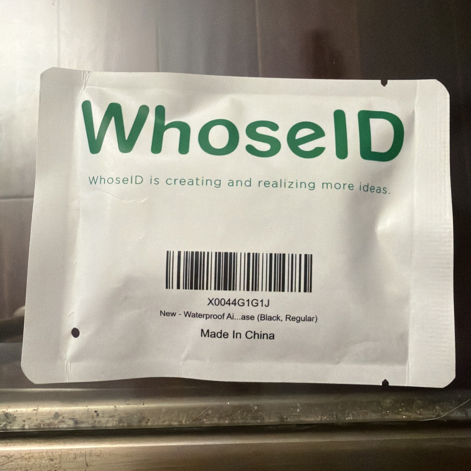 NWT WhoseID Pet Tracker Tag Waterproof Ai Black Regular Made In China One ID