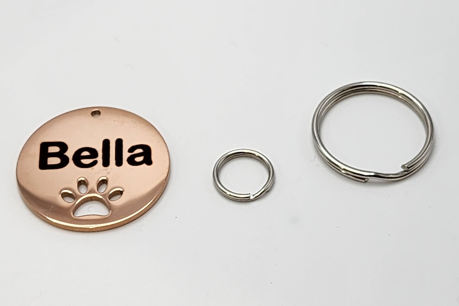 Custom Deep Engraved Stainless Steel Pet ID Tag – Double-Sided Round Paw Cutout