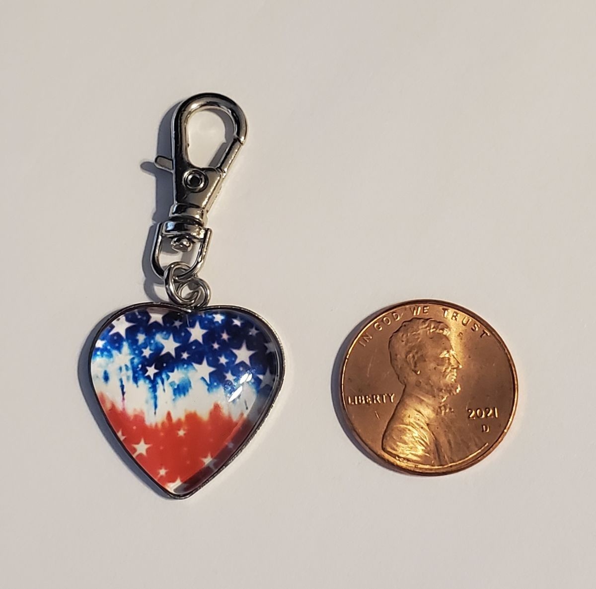 USA AMERICAN FLAG CHARM ZIPPER PULL BAG ACCESSORY OR DOG CAT COLLAR PATRIOTIC