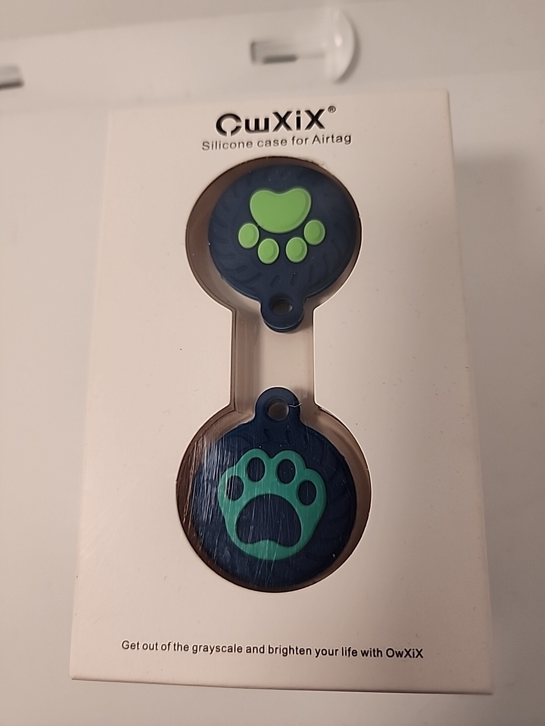 Silicone Air Tags Case Pet Tag For Dogs Or Cats Round Blue & Green Paws Location
