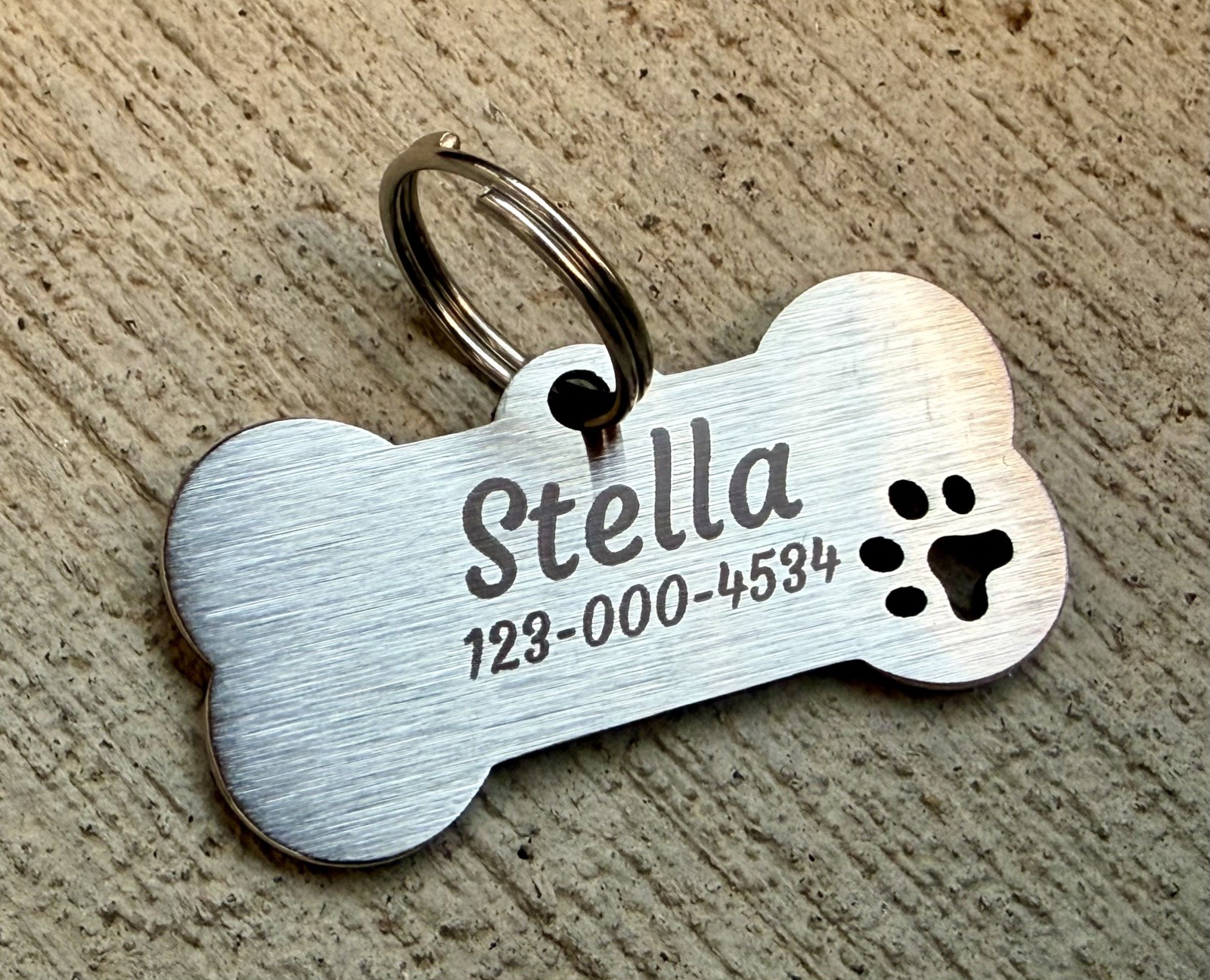 Personalized Pet ID Tag – Custom Engraved Dog & Cat Collar Tag