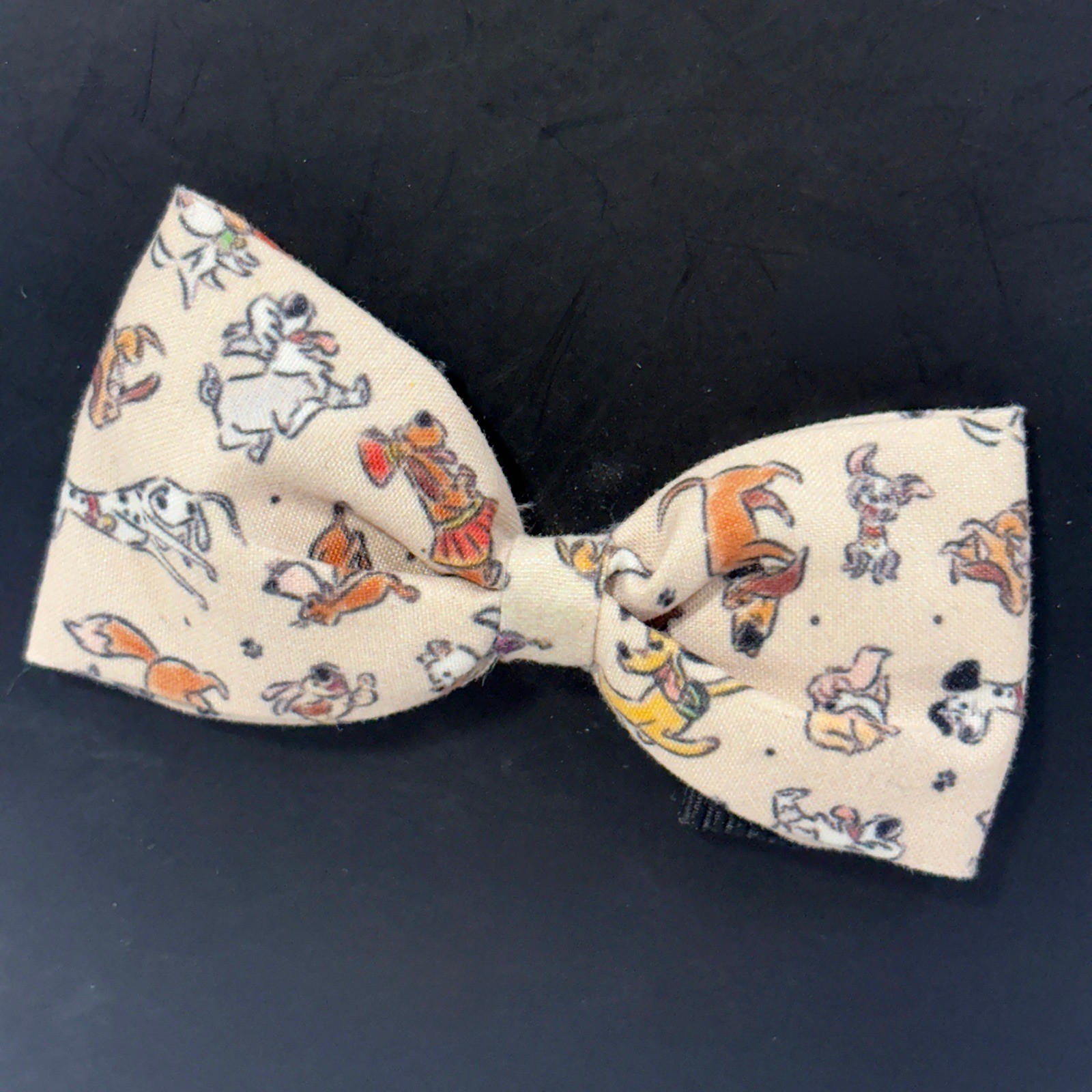 Disney Tails Pet Collar Accessory Bow Tie Disney Dogs Pattern Cute Pet Charm NEW