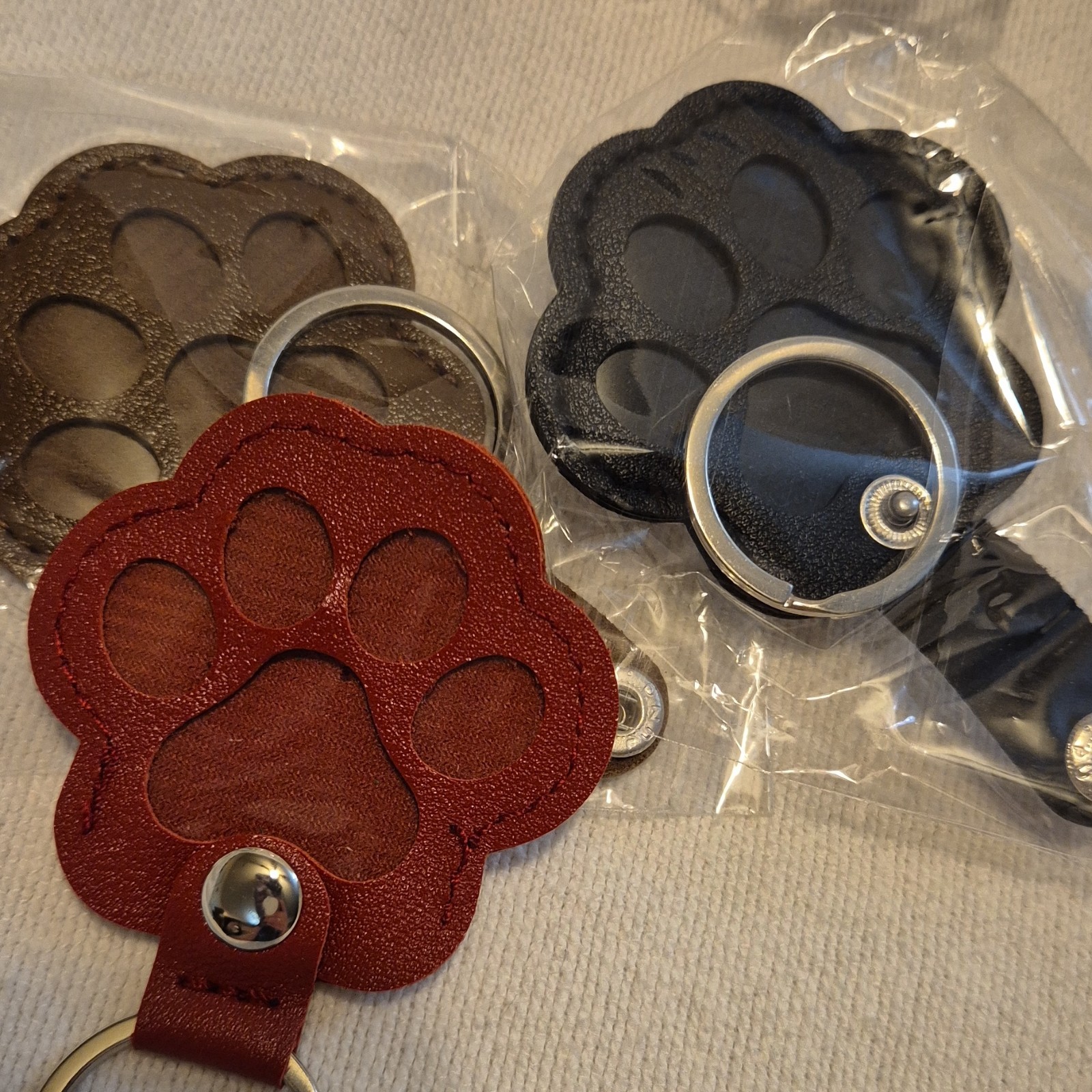 pet memorial gifts, cat and dog fur holder keychairs, pack of 5