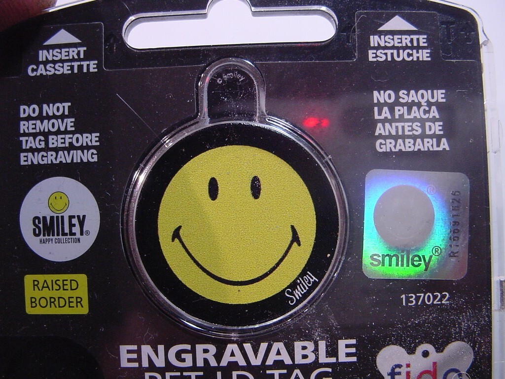 NEW – FIDO ENGRAVABLE PET I.D. TAG – SMILEY FACE