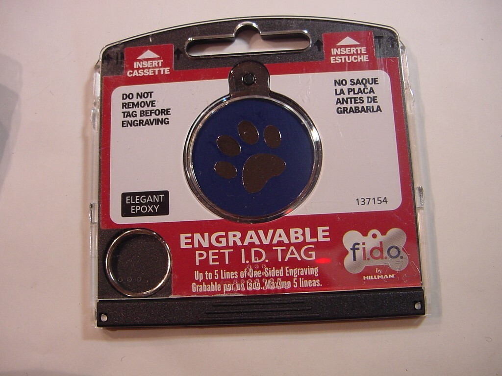 NEW – FIDO ENGRAVABLE PET I.D. TAG – BLUE WITH A DOG PRINT PAW