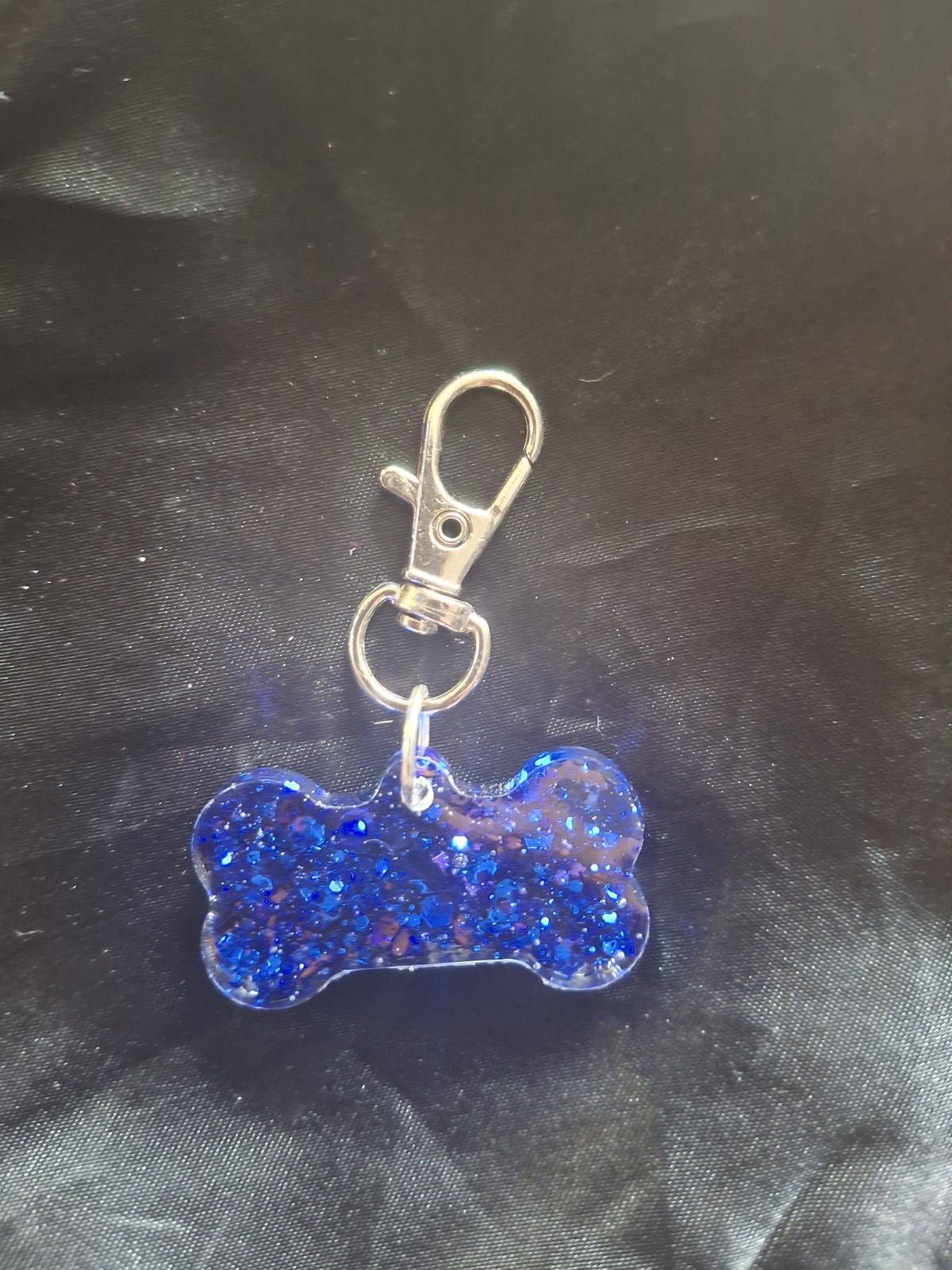 Resin Tag Dog Blue with paw