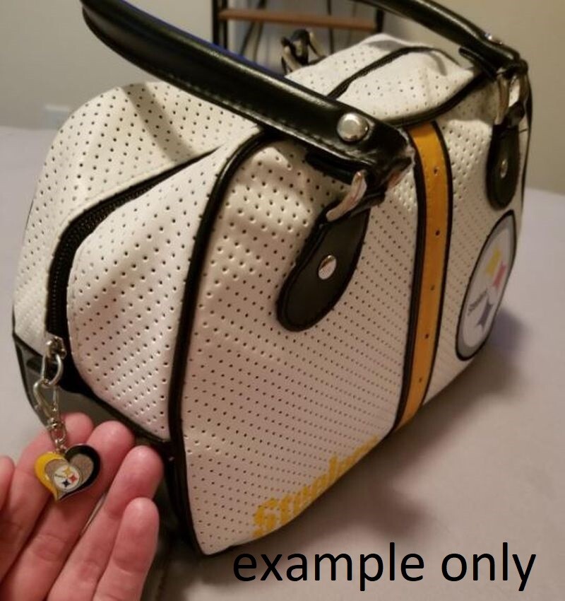 LA RAMS FOOTBALL CHARM ZIPPER PULL PURSE HANDBAG WALLET BACKPACK DOG CAT COLLAR