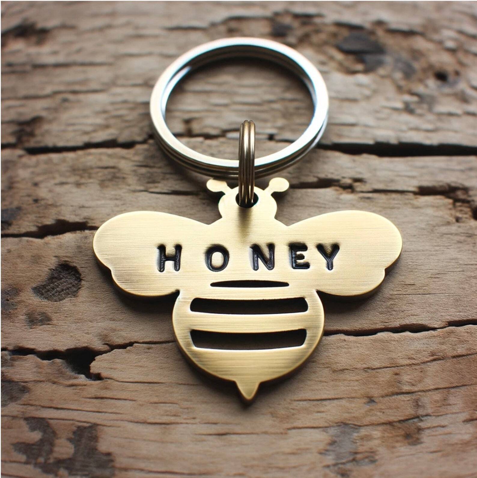 Honey Bee Shaped Dog Tag – Custom Engraved Pet ID Tag for Dogs, Cute and Durable