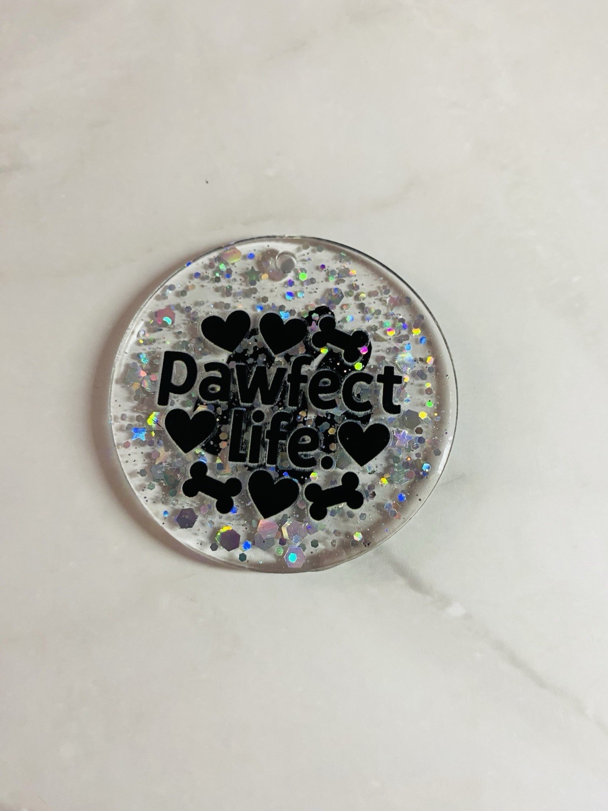Personalized Pet Name Paw Print Resin Keychain – Custom Glitter Dog Cat Charm