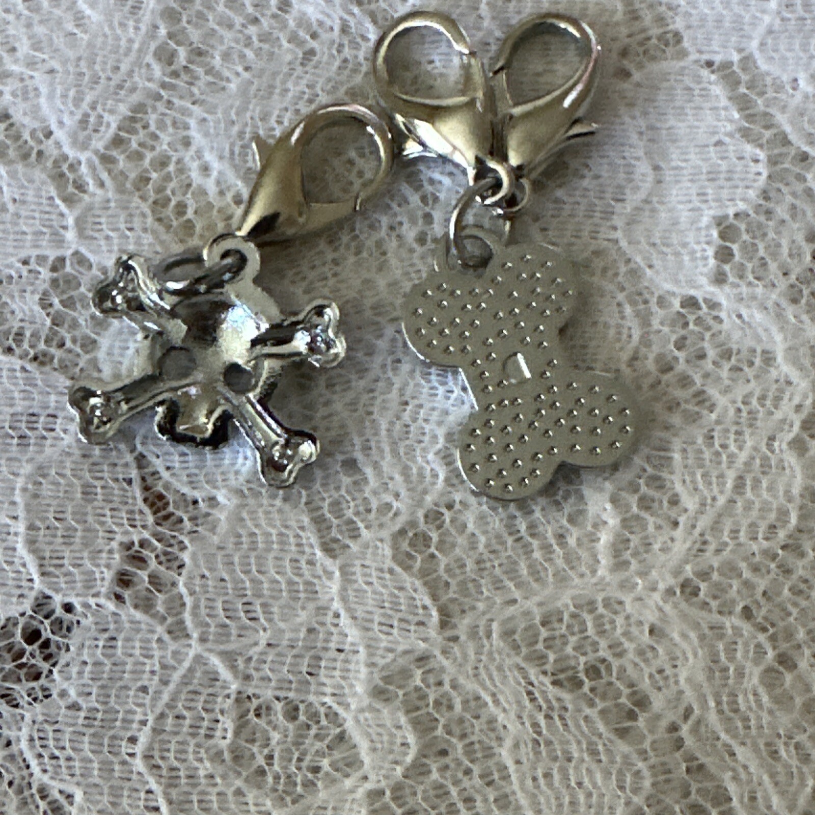 Lot Of 2 Dog Cat Pet Silver Toned Collar Rhinestone Charms Skull & Bone