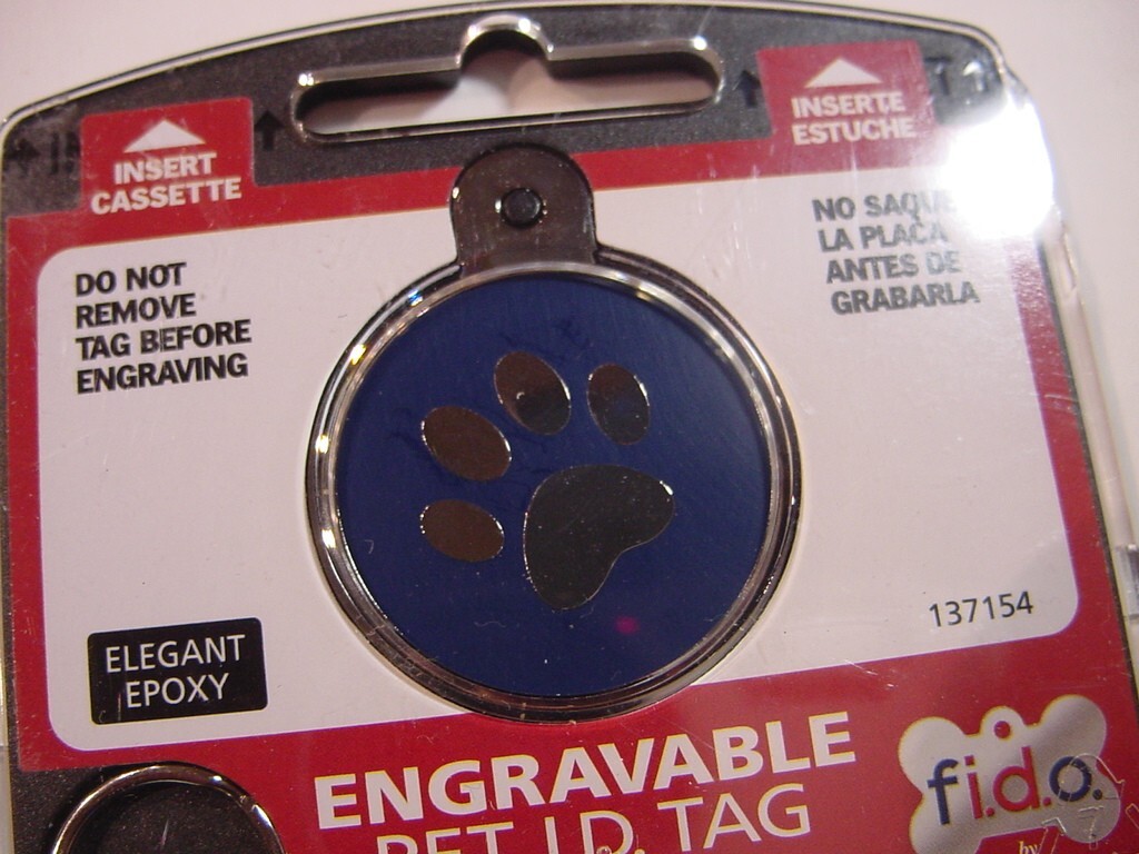 NEW – FIDO ENGRAVABLE PET I.D. TAG – BLUE WITH A DOG PRINT PAW