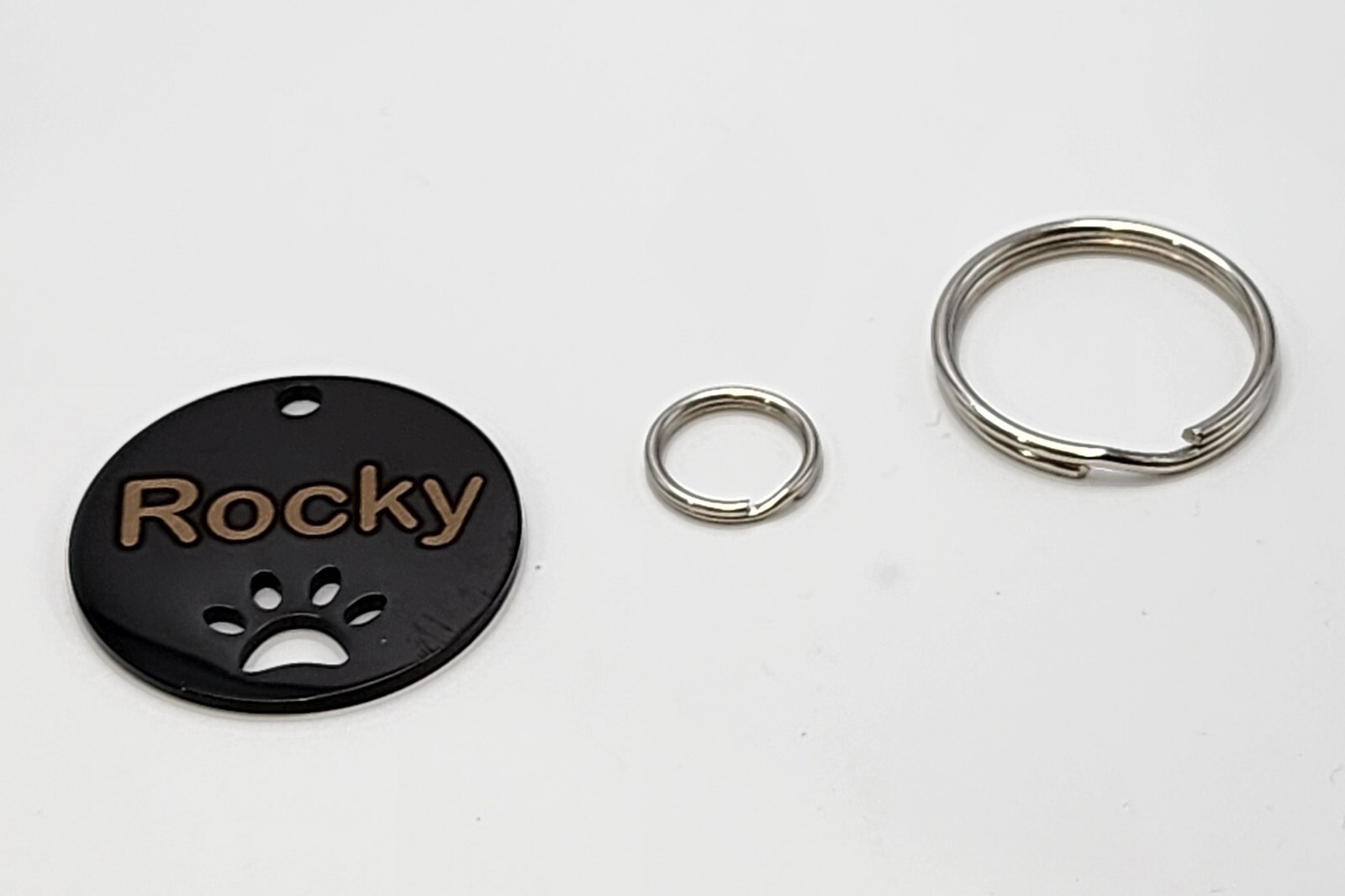 Custom Deep Engraved Stainless Steel Pet ID Tag – Double-Sided Round Paw Cutout