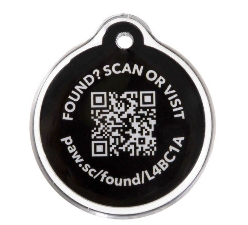 PawscoutQR The Smart Pet Tag Finder for Dogs & Cats Connects To Your Phone