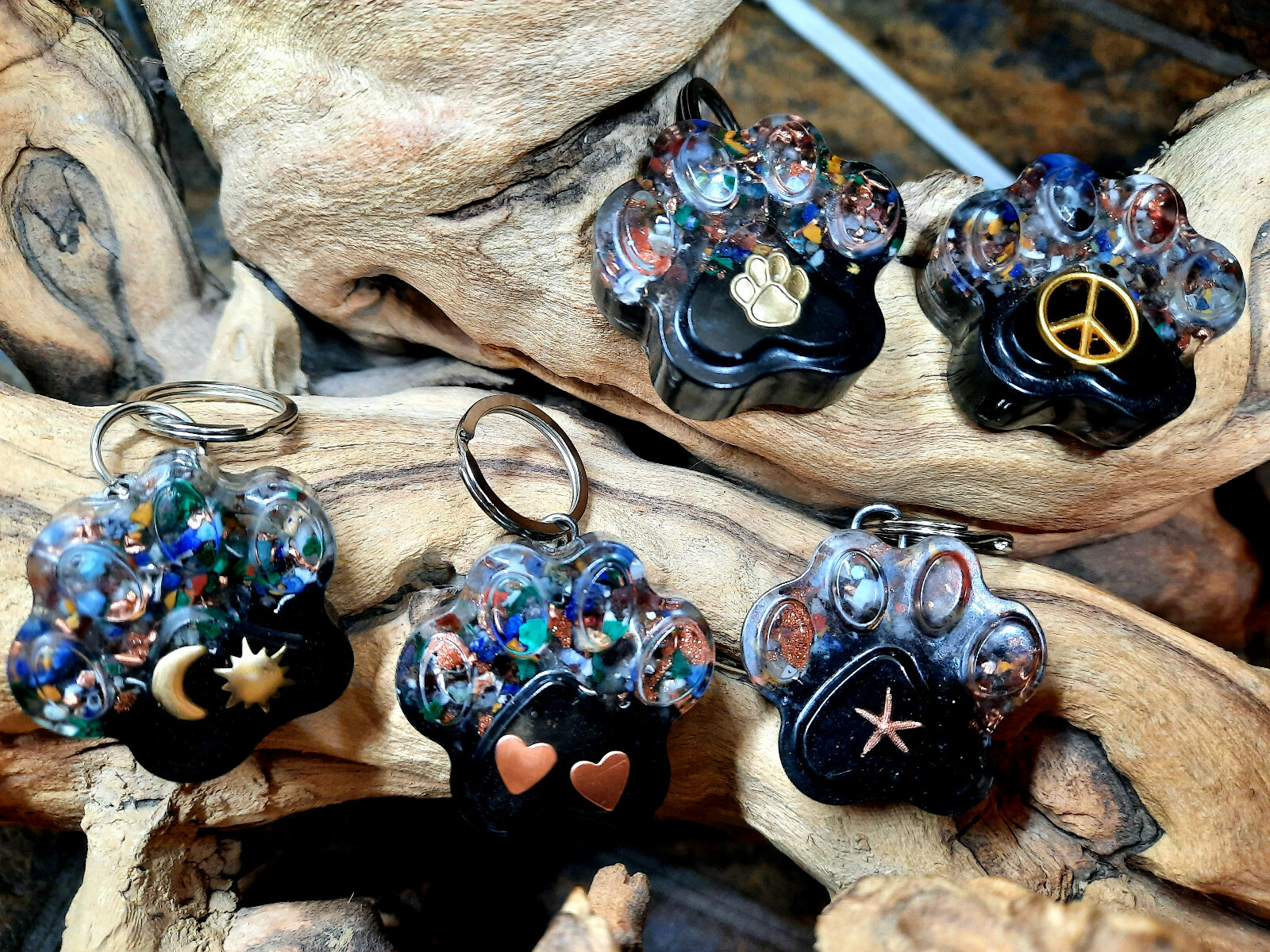 EMF 5G Pet Protection Dog Charm Orgone/Shungite/Black Tourmaline (Paw Print)