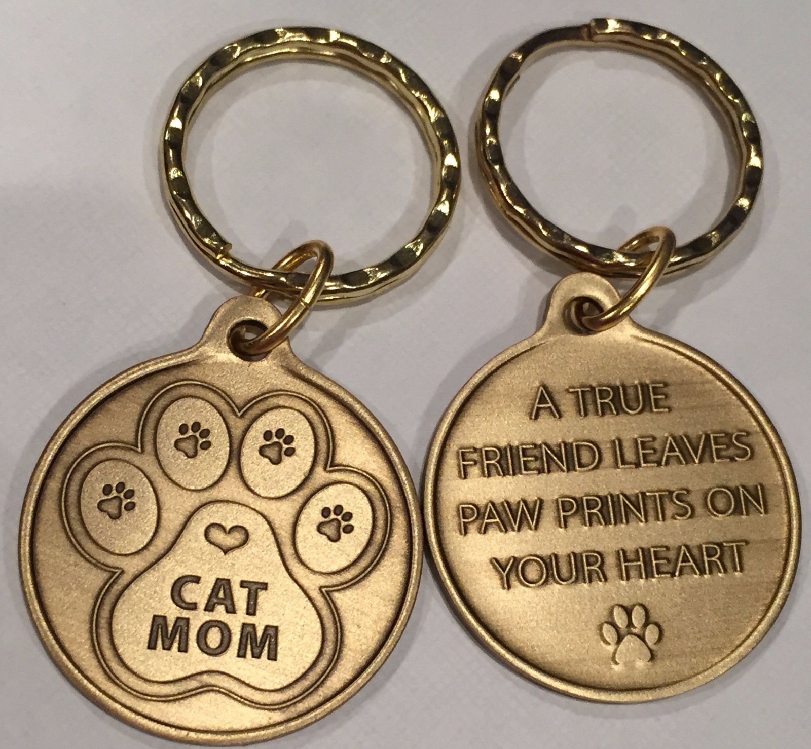Cat Mom Paw Print Heart – A True Friend Cat Pet Key Chain Tag Keychain Bronze