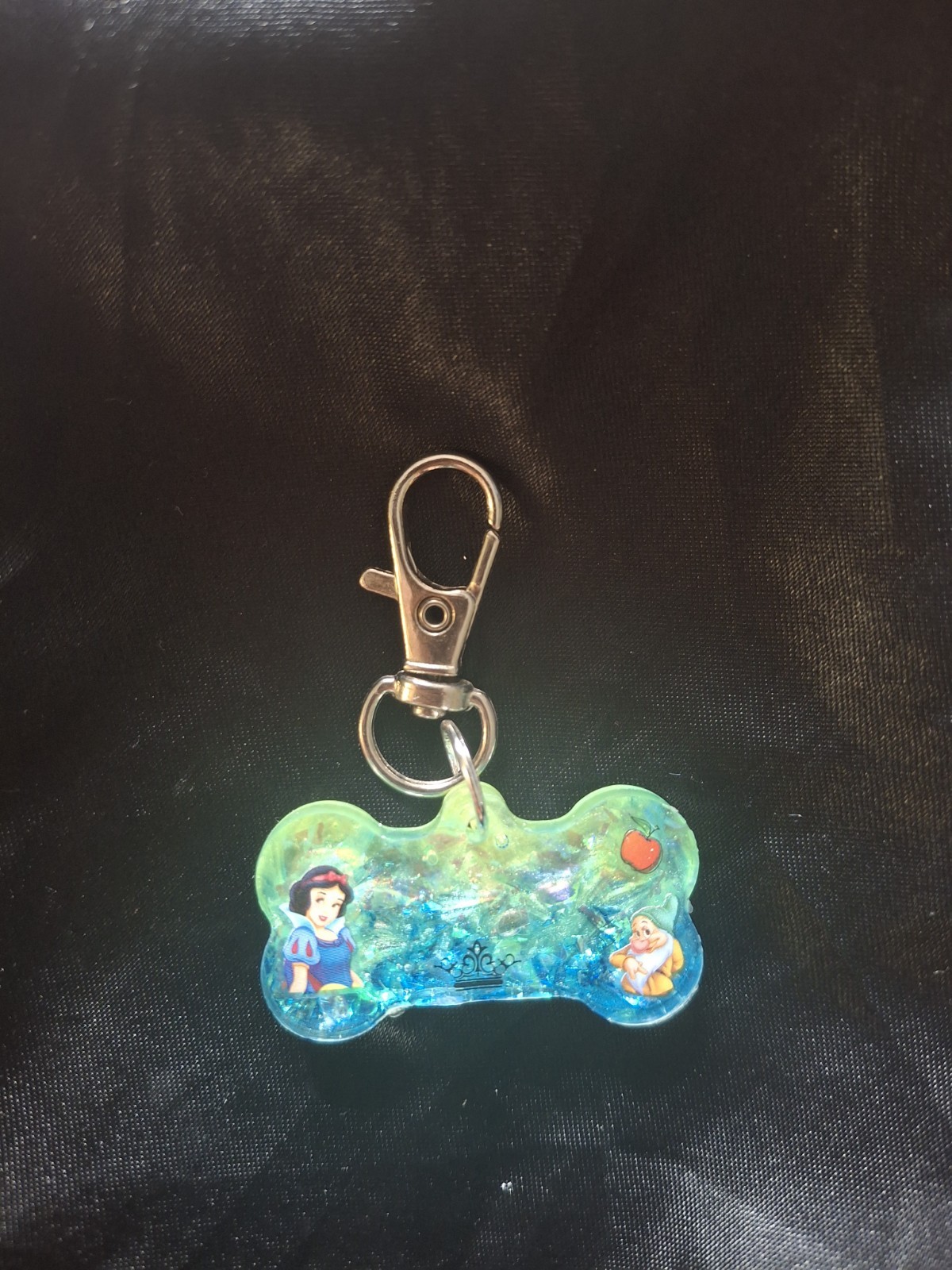 Resin Tag Dog Blanca Nieves